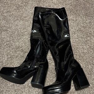 Steve Madden Shiny Black Heeled Boots